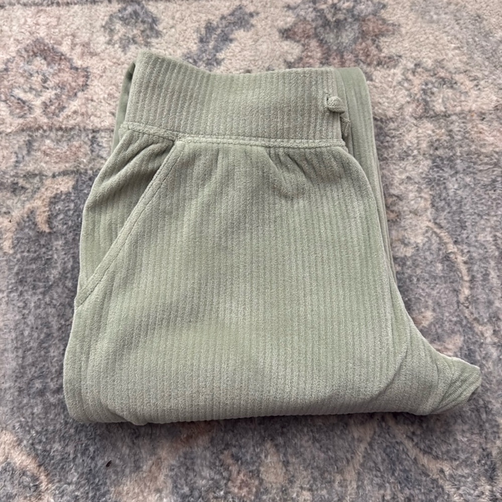 Abercrombie kids velour set